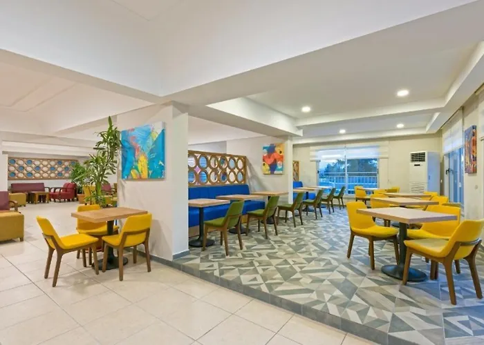 Club Sidelya Otel 4*